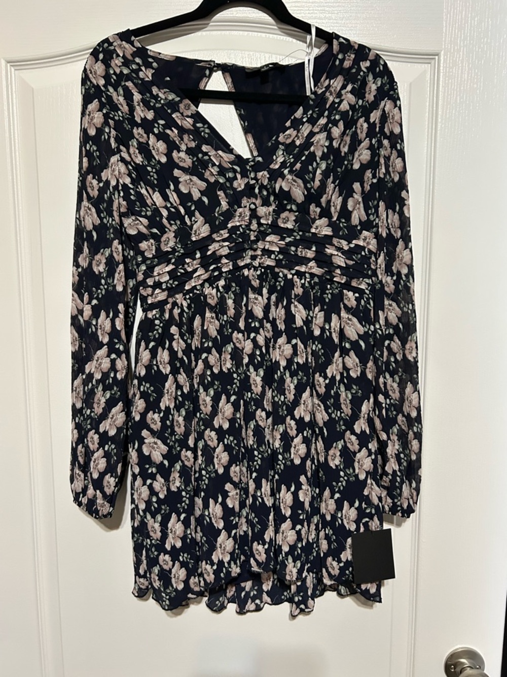 Lulu's Navy Floral V-Neck Dress with Blush Flowers